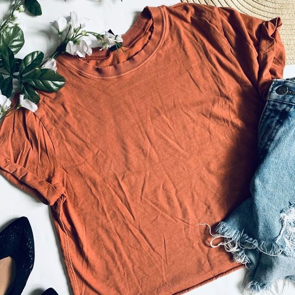 Wild Fable burnt rust orange raw hem boxy semi cropped cotton t shirt - Picture 2 of 6